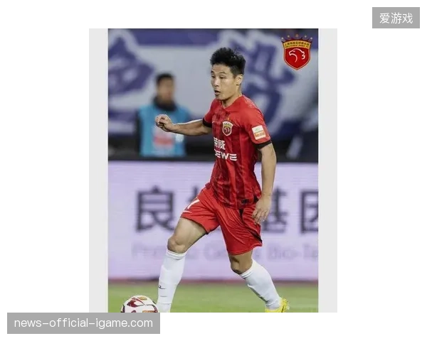 武磊因年龄与伤病影响状态,国足锋线核心位置亟待王钰栋等新星接班 武磊因年龄与伤病影响状态,国足锋线核心位置亟待王钰栋等新星接班